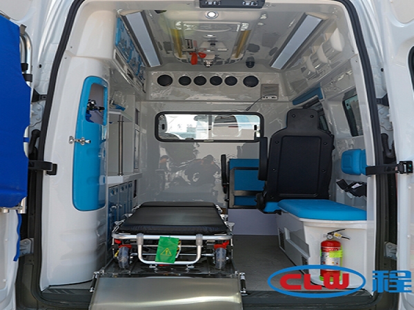 福特全順救護車