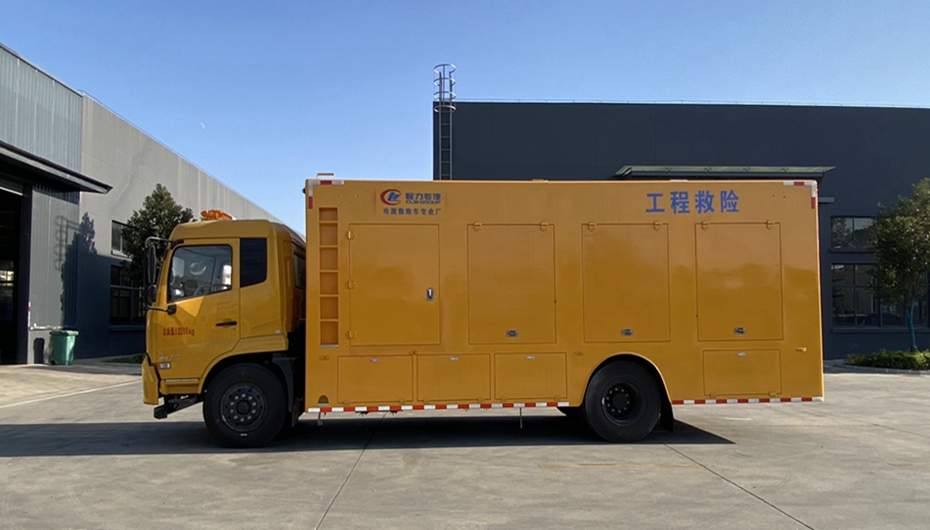 東風天錦3000方排水車